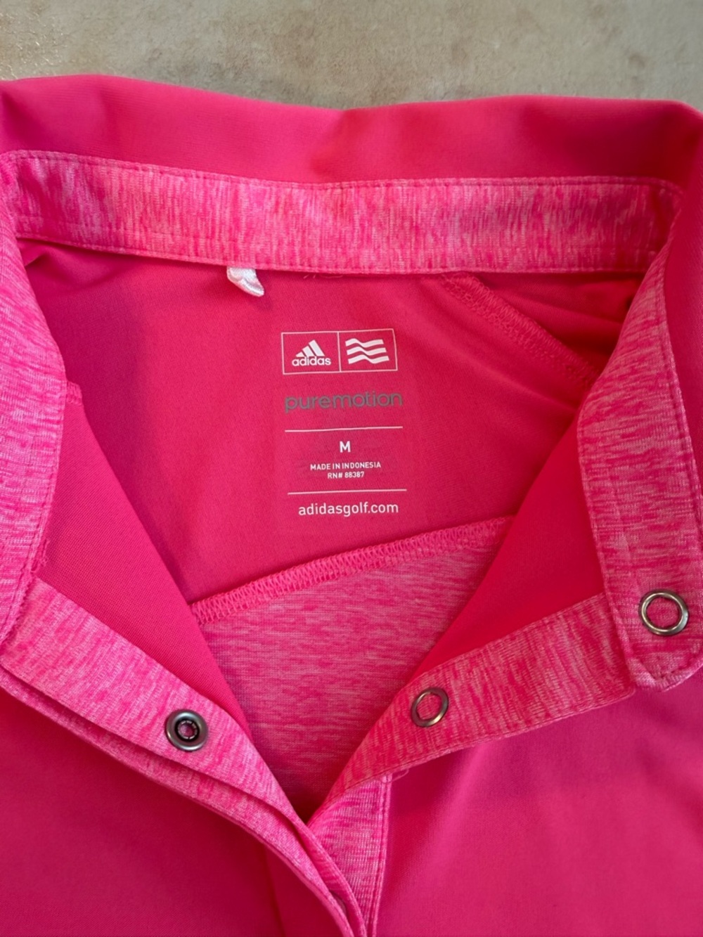 Adidas Size M Women’s Pink Golf Polo Top - Short-Sleeve Shirt - Picture 2 of 4